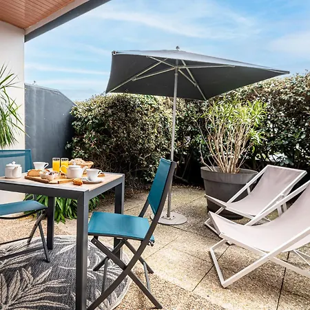 Logis Hotellerie Les Brisants , Restaurant J M Perochon Bretignolles-sur-Mer Exterior photo