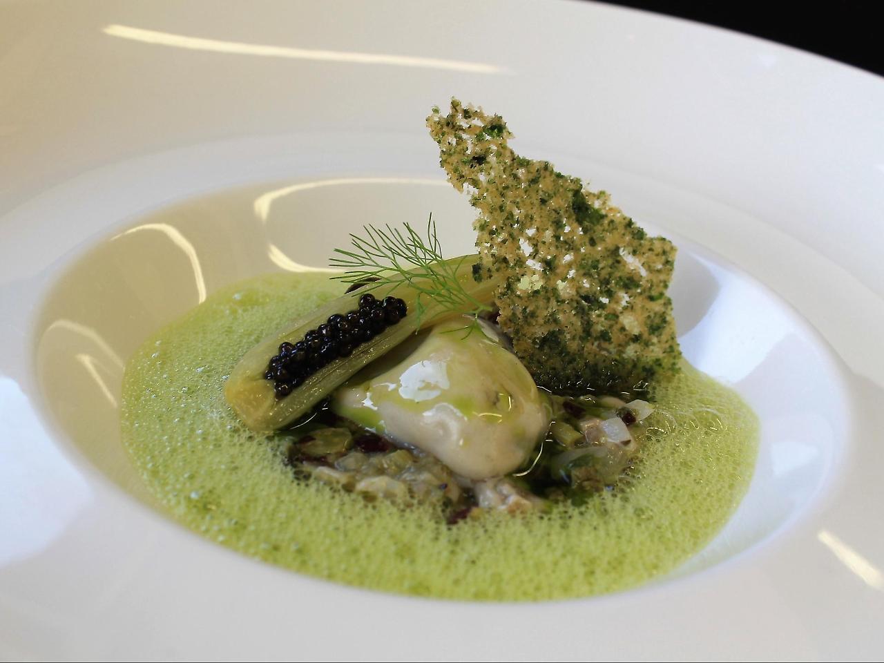 Hotel Hotellerie Les Brisants , Restaurant J M Perochon