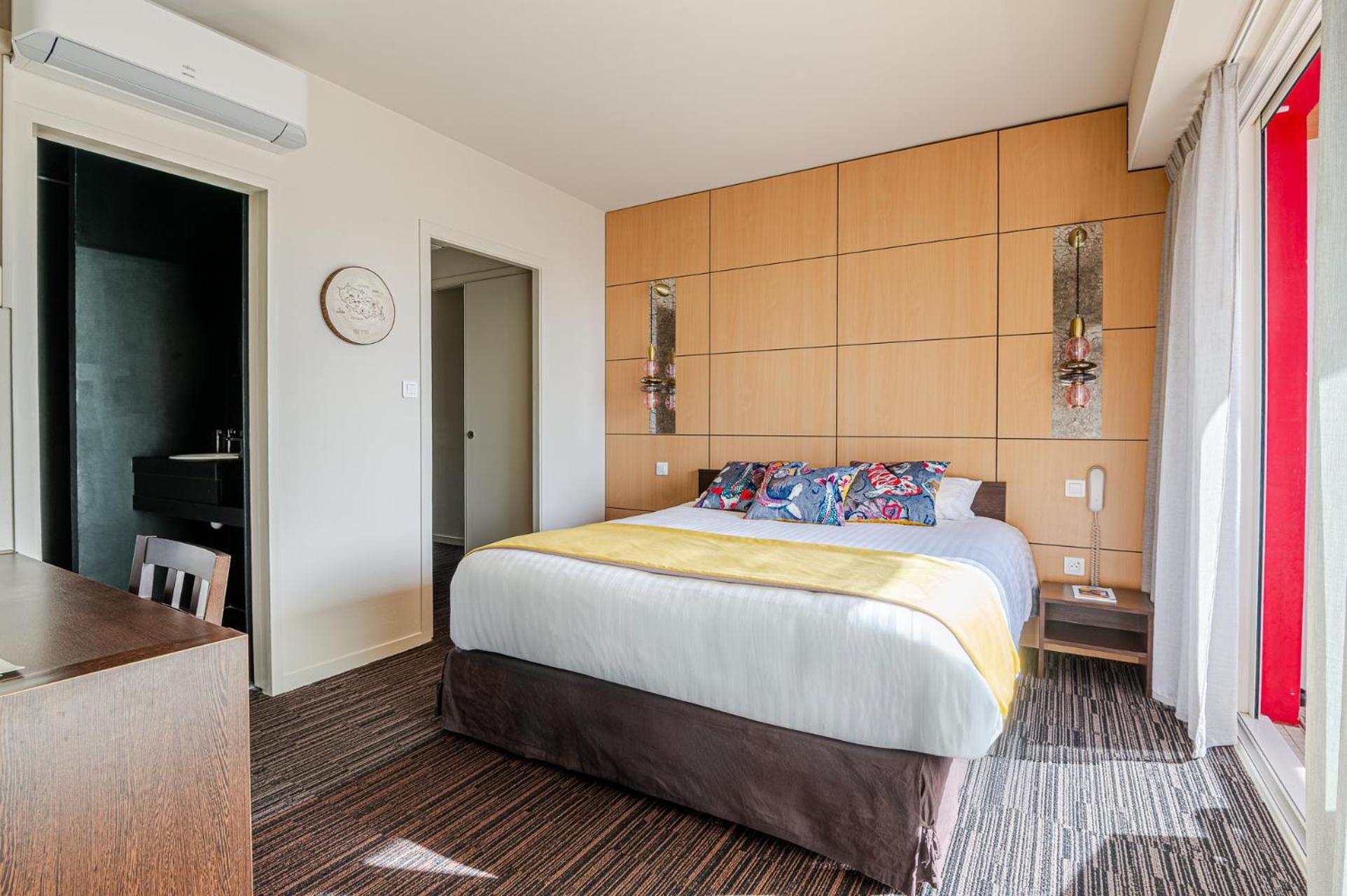 Hotel Hotellerie Les Brisants , Restaurant J M Perochon