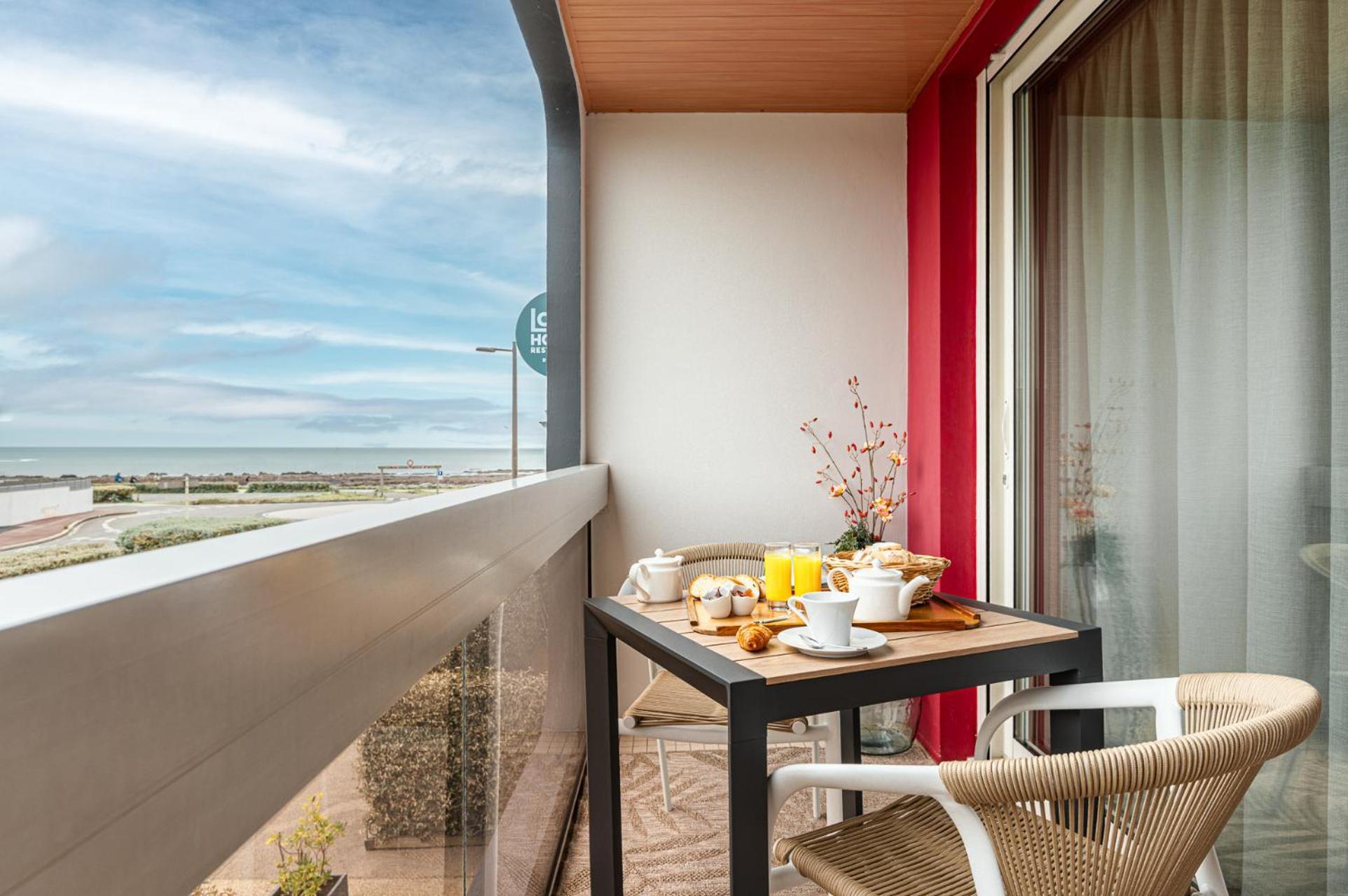 Logis Hotellerie Les Brisants , Restaurant J M Perochon