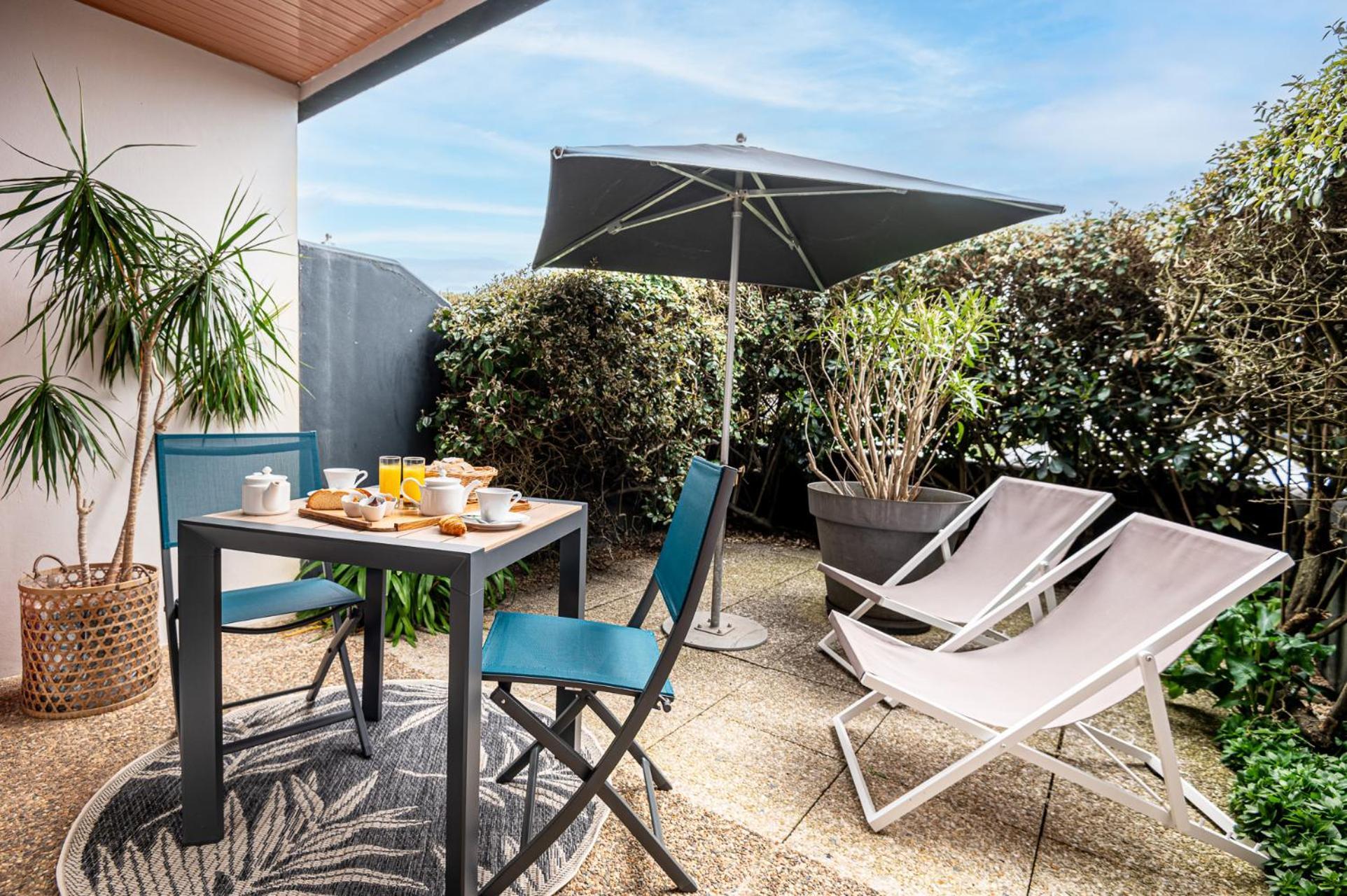 Hotel Hotellerie Les Brisants , Restaurant J M Perochon