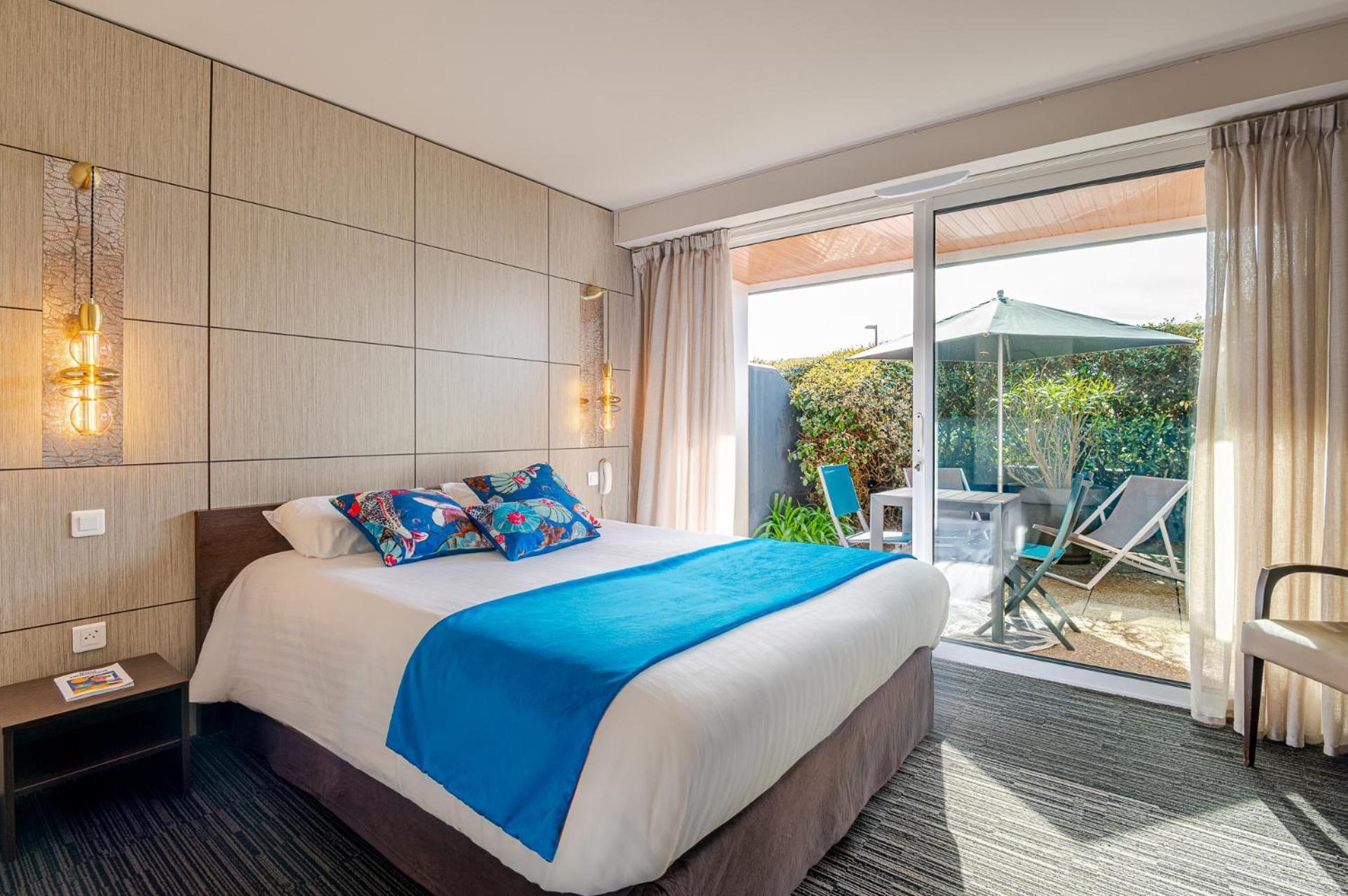 Hotel Logis Hotellerie Les Brisants , Restaurant J M Perochon 3*