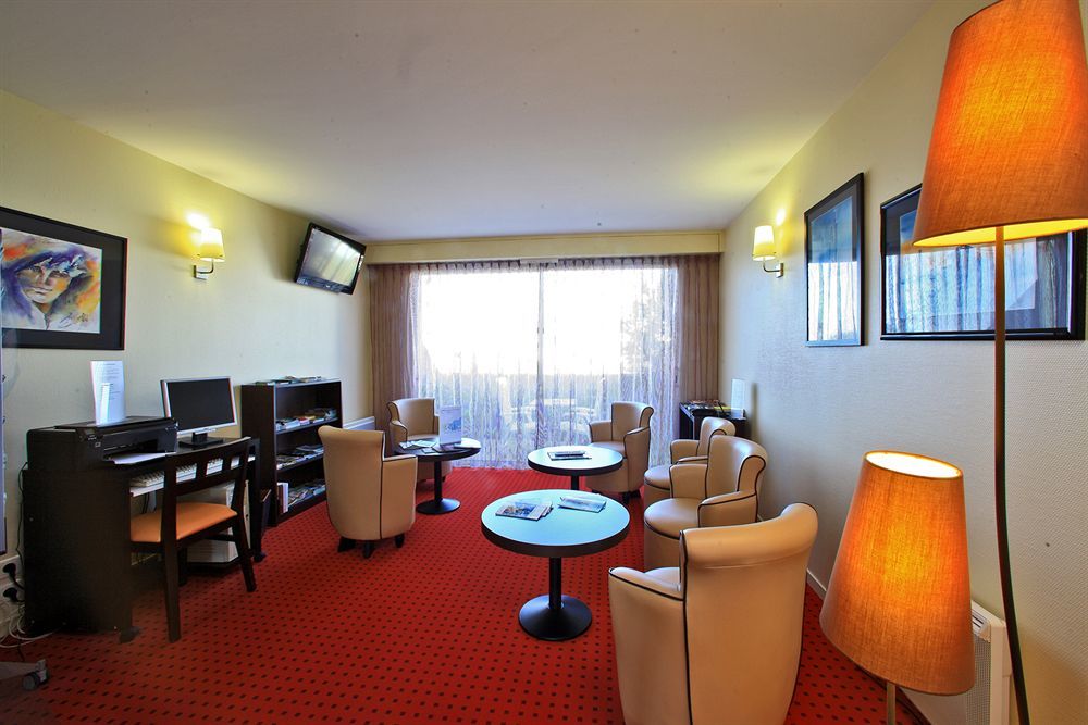 Hotellerie Les Brisants , Restaurant J M Perochon