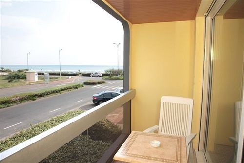 Hotel Logis Hotellerie Les Brisants , Restaurant J M Perochon